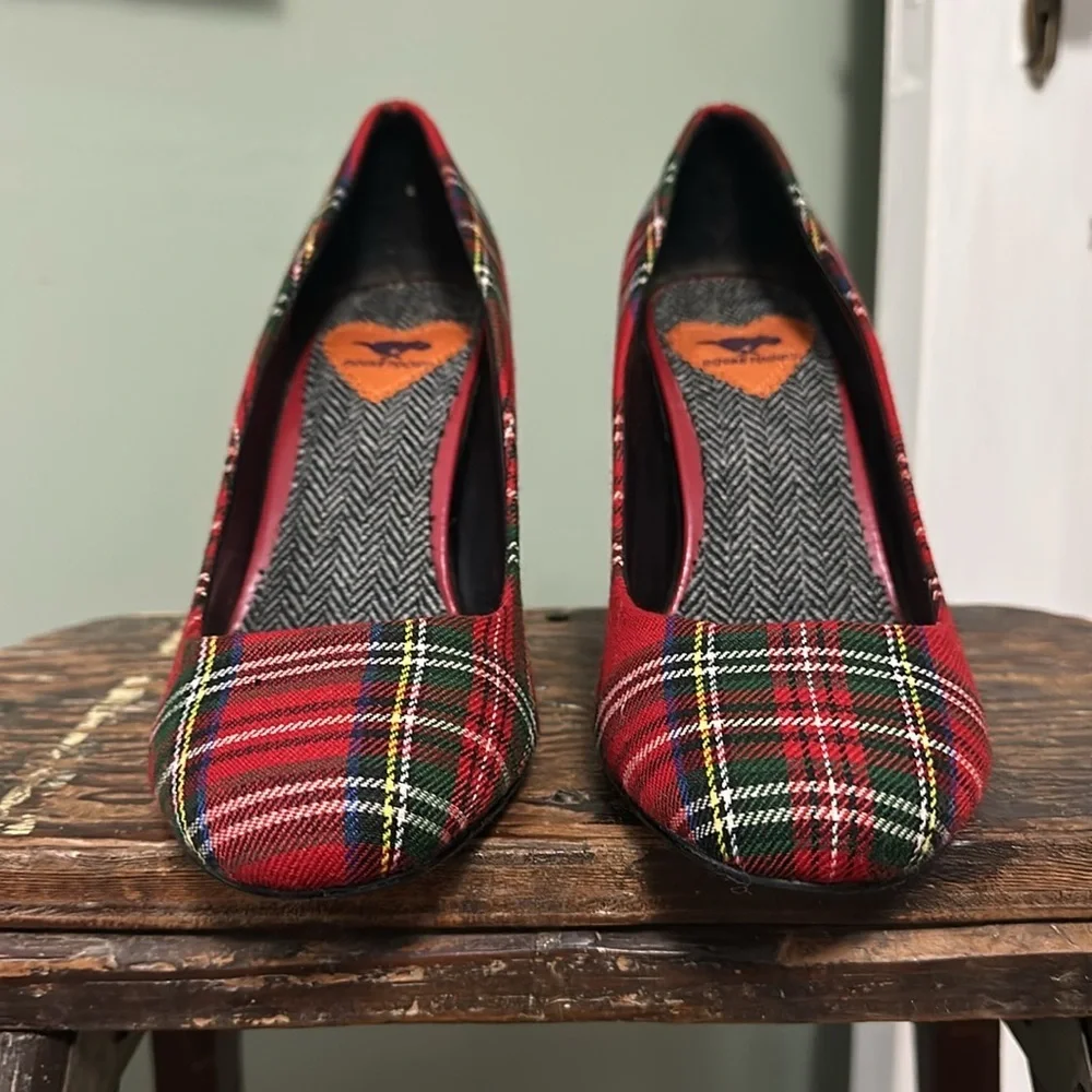 ROCKETDOG Red Plaid Textile w/ Faux Black Patent Leather Heels